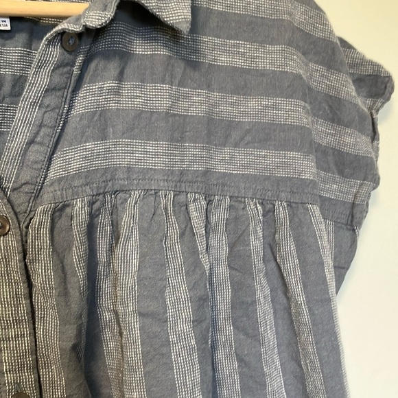 The Nines by HATCH Striped Gray Button-Up Women's Top - Picture 3 of 5